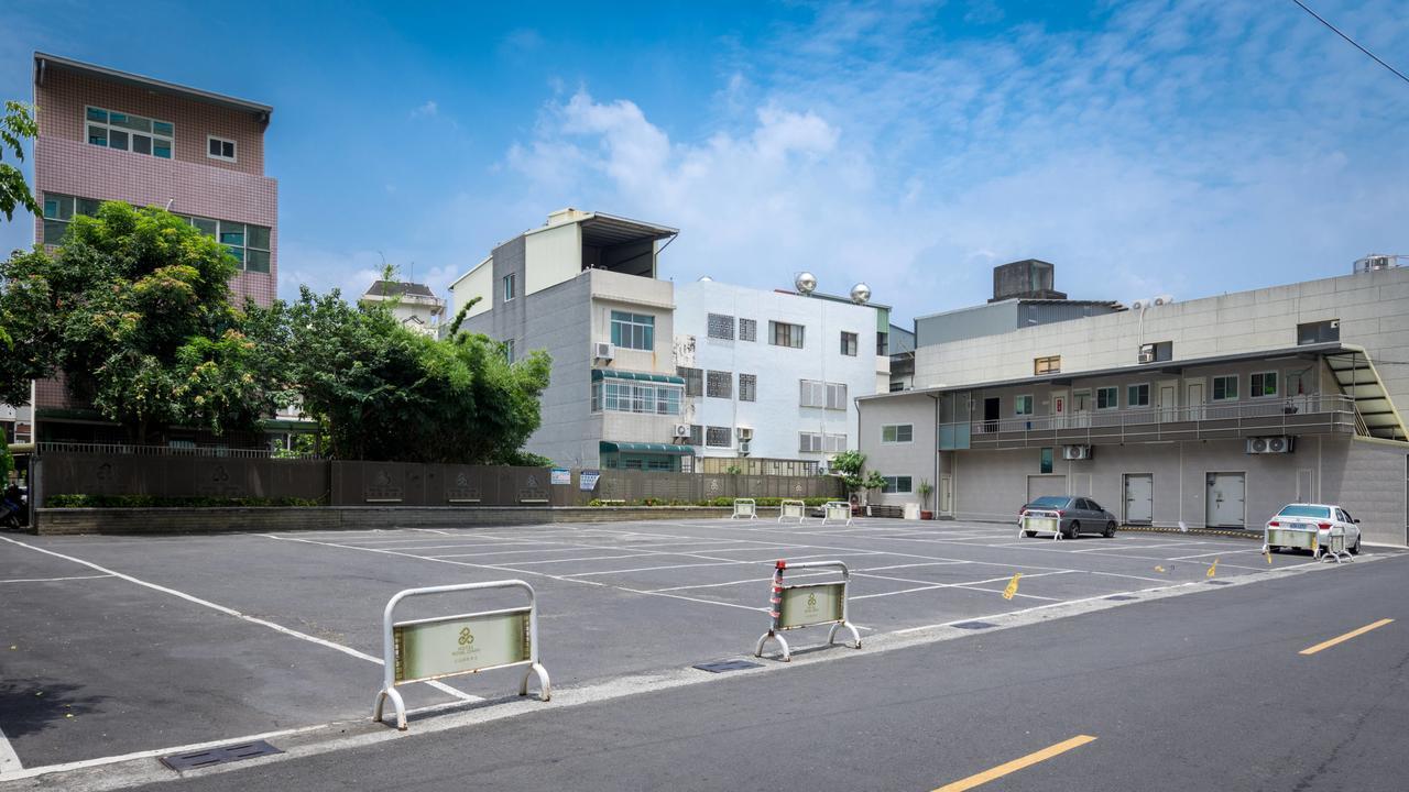 Royal Chiayi Hotel Екстериор снимка