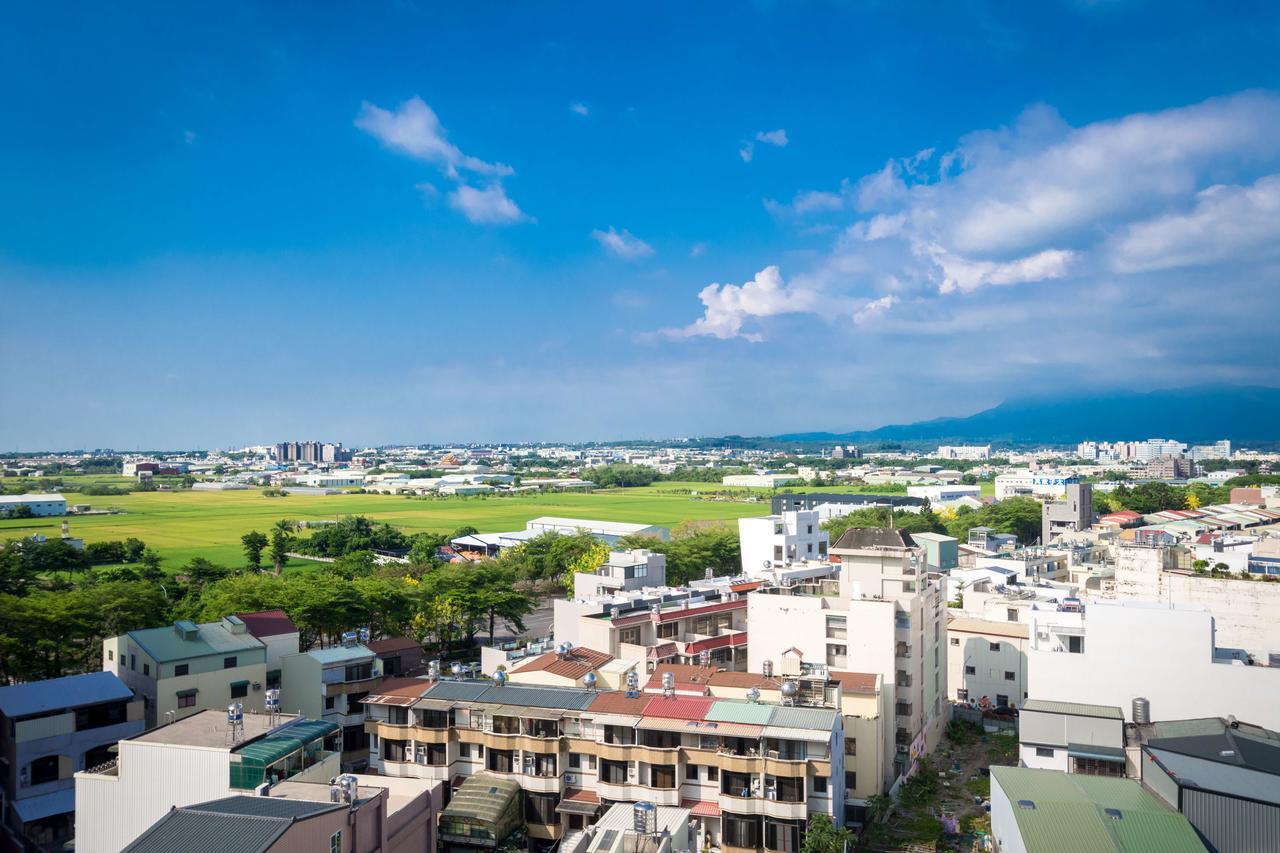 Royal Chiayi Hotel Екстериор снимка
