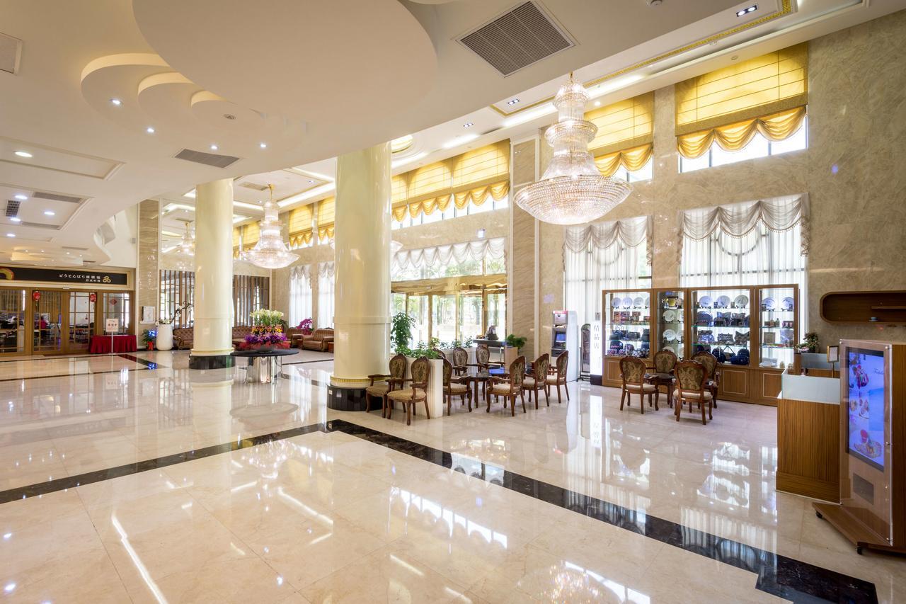 Royal Chiayi Hotel Екстериор снимка
